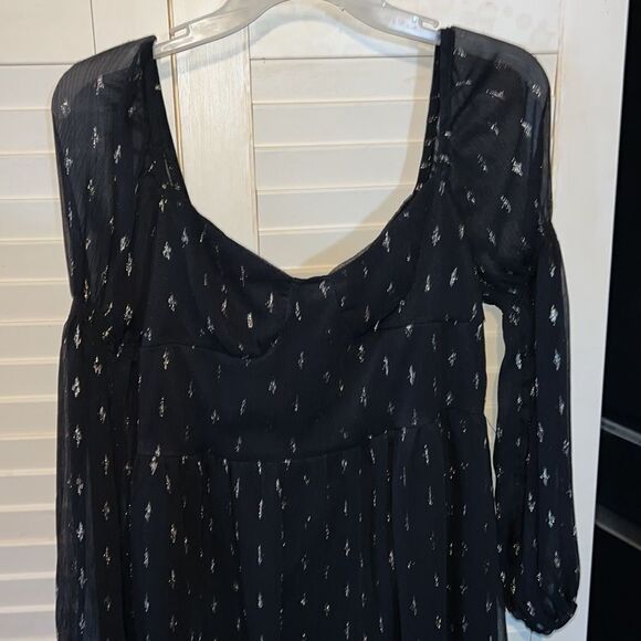 Crystal doll, black and gold dress size large - Picture 2 of 7